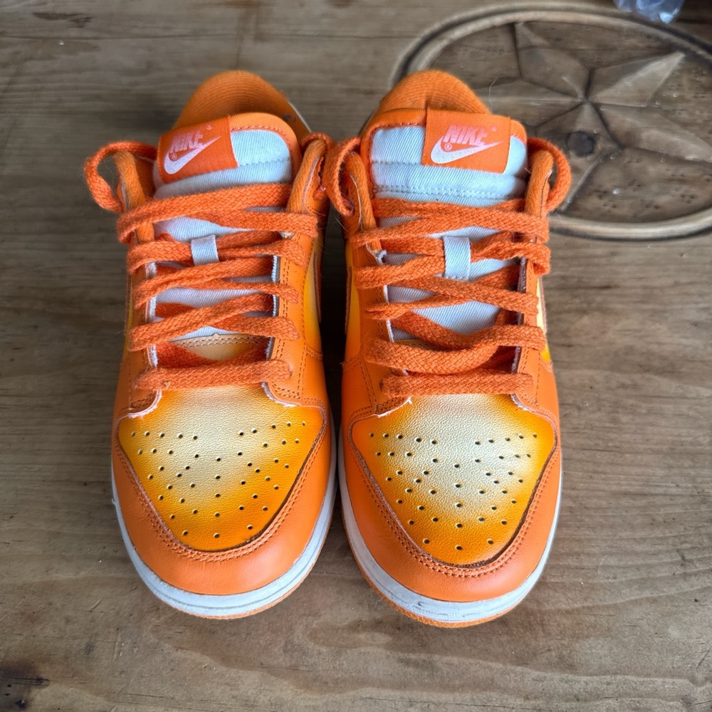 Nike Kids Orange Gradient Low-Top Sneakers